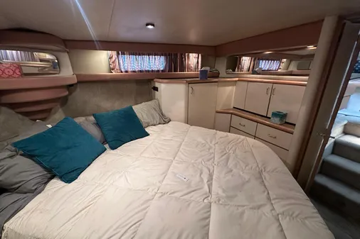 Bayliner 4388 Motoryacht image