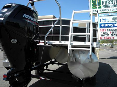 Bennington 21SXL image