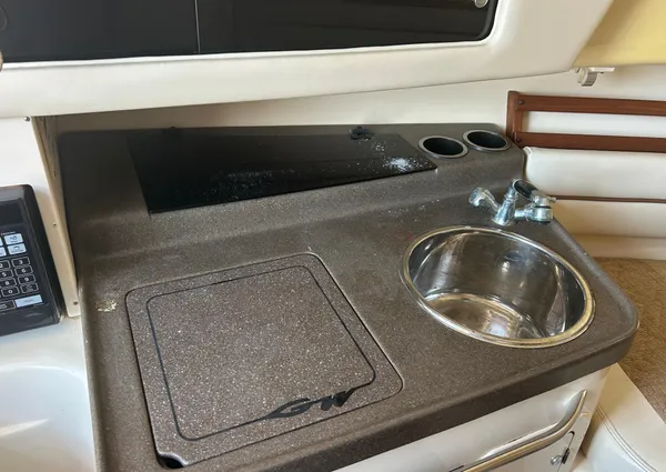 Grady-White Marlin 300 image