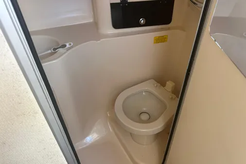 Grady-White Marlin 300 image