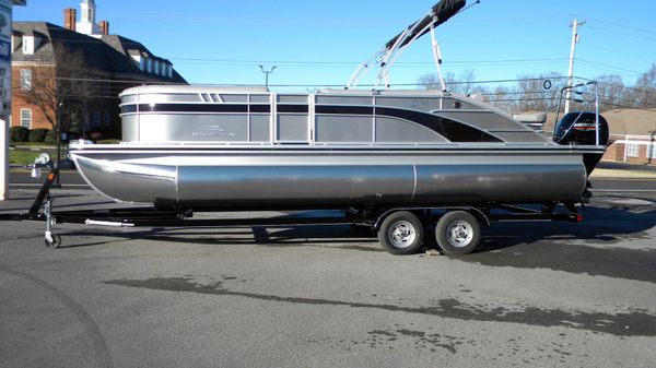 Bennington 23SXSB