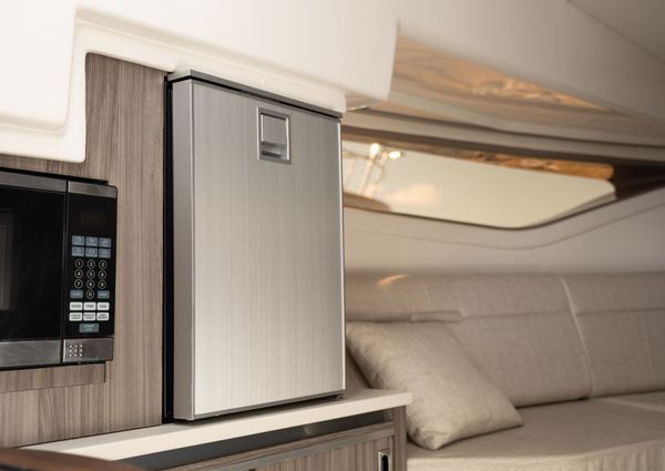 Sea-ray 320-SUNDANCER image