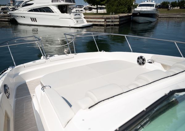 Sea-ray 320-SUNDANCER image