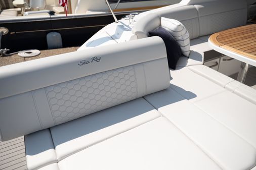 Sea-ray 320-SUNDANCER image