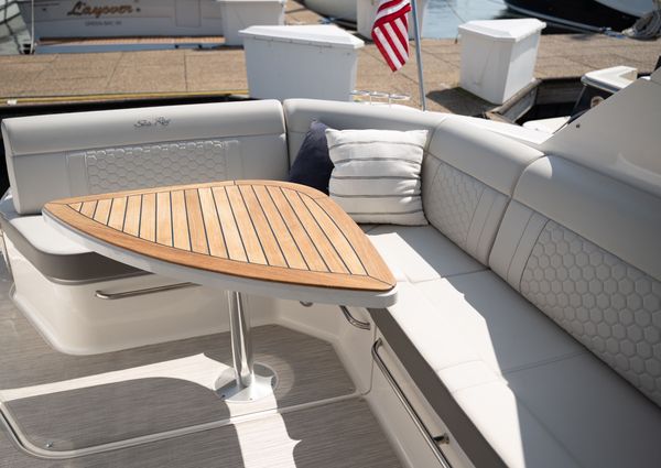 Sea-ray 320-SUNDANCER image