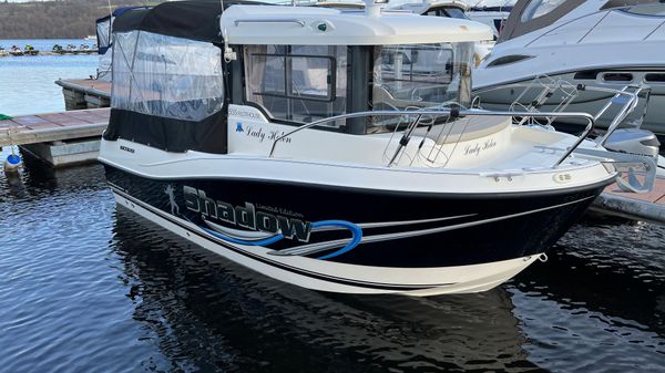 Quicksilver 555 Pilothouse