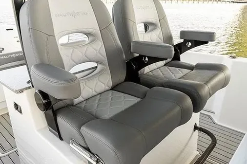 Nauticstar 332-OFFSHORE image