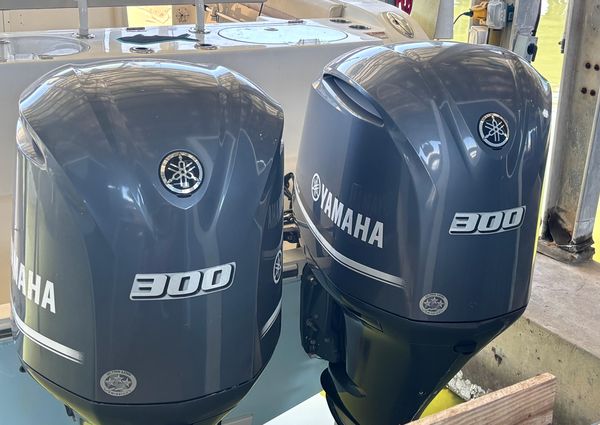 Cobia 296-CENTER-CONSOLE image