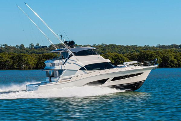Riviera 64 Sports Motor Yacht - main image