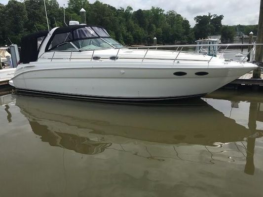 Sea Ray 380 Sundancer - main image