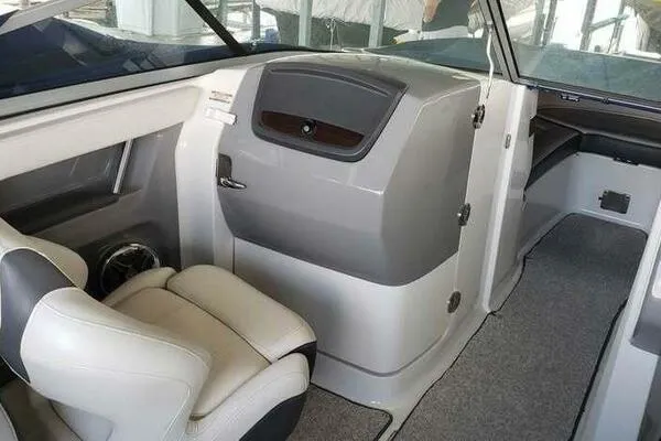 Chaparral 246 SSi image