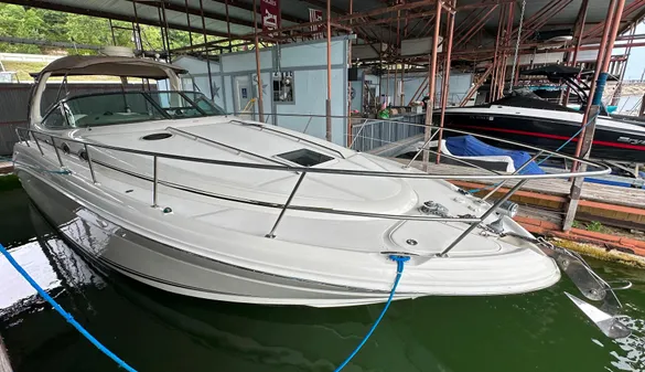 Sea Ray 360 Sundancer image