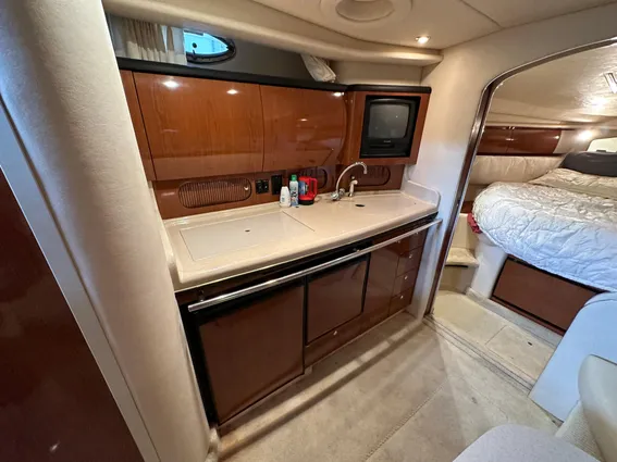 Sea Ray 360 Sundancer image