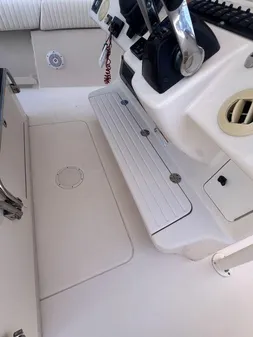 Grady-White Canyon 336 image