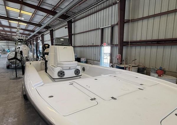 Yellowfin 24-BAY-CE image