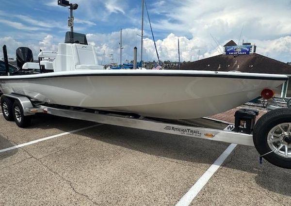 Yellowfin 24-BAY-CE image