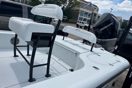 Yellowfin 24-BAY-CE image