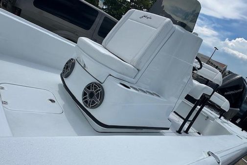 Yellowfin 24-BAY-CE image