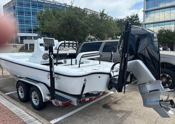 Yellowfin 24-BAY-CE image