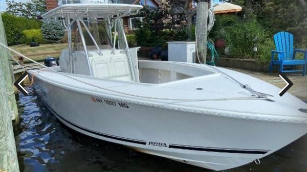 Jupiter 29 Fwd Seating