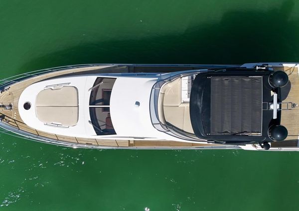 Azimut Flybridge image