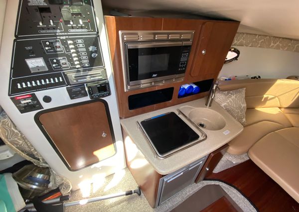 Crownline 264 CR image