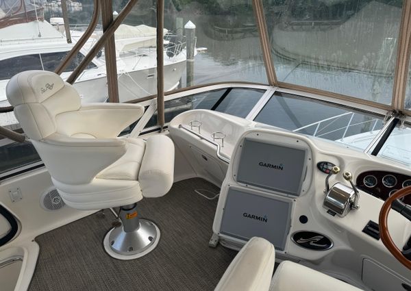 Sea Ray 400 Sedan Bridge image