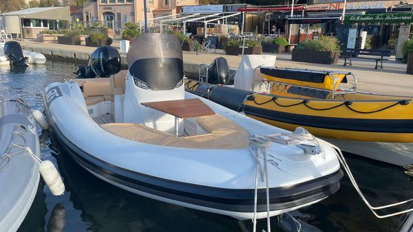 SACS Strider 8