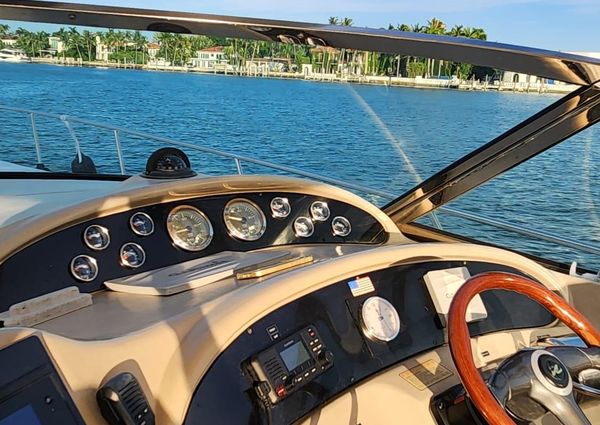 Sea Ray 460 Sundancer image