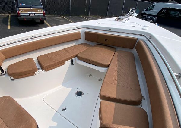 Sea-pro 242-CENTER-CONSOLE image