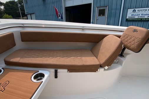 Sea-pro 242-CENTER-CONSOLE image