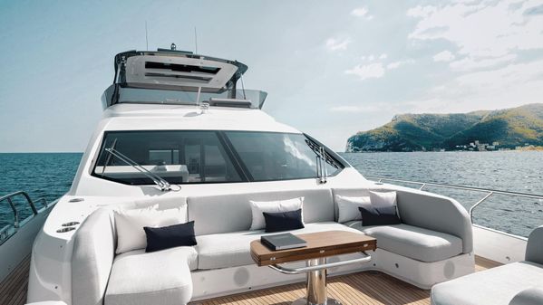 Azimut 78 Flybridge image