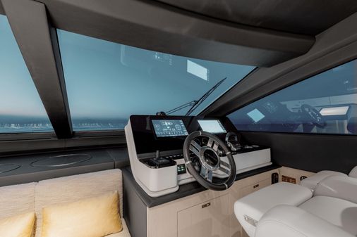 Azimut 78 Flybridge image