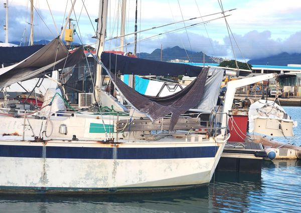 Bruce-roberts STAYSAIL-KETCH image