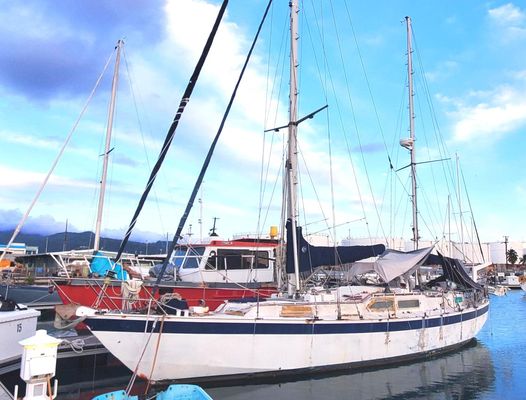 Bruce-roberts STAYSAIL-KETCH - main image