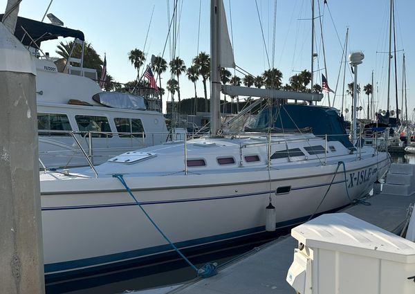 Catalina 380 image