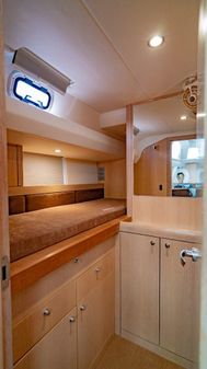 Oyster 575 image