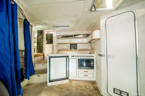 Sea Ray 370 Sundancer image