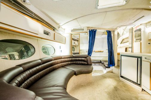 Sea Ray 370 Sundancer image