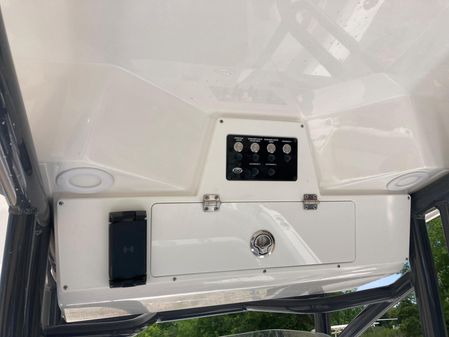 Sea Fox 268 Commander image