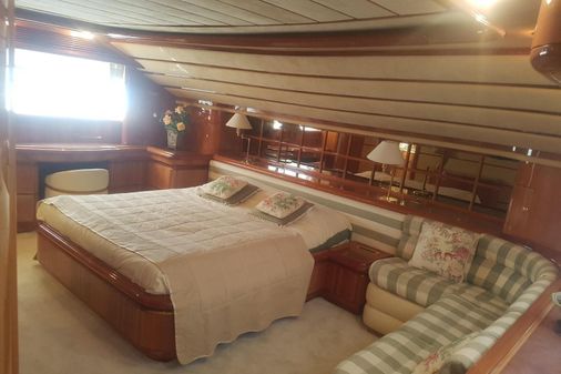 Ferretti Yachts Custom Line 94 image