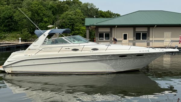 Sea Ray 330 Sundancer