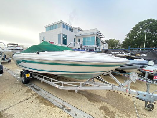 Sea Ray 200 SR - main image