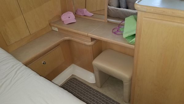 Carver 445 Aft Cabin Motor Yacht image