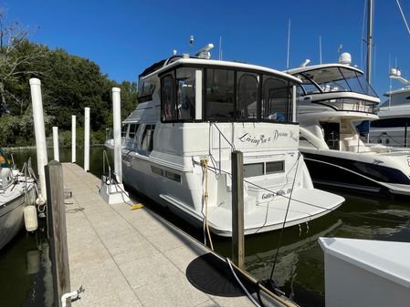 Carver 445 Aft Cabin Motor Yacht image