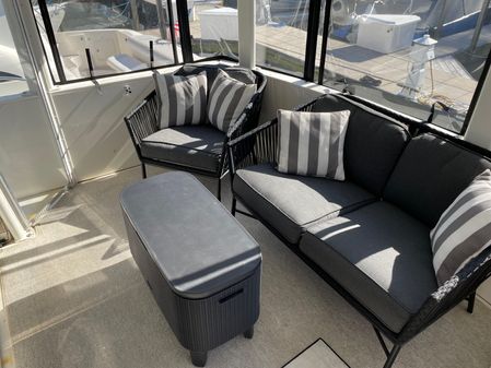 Carver 445 Aft Cabin Motor Yacht image