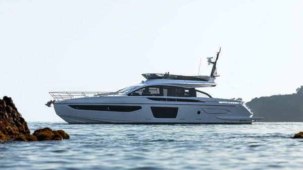 Azimut S7 