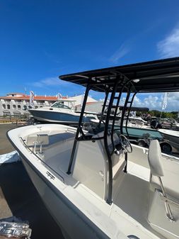 Boston Whaler 210 Montauk image