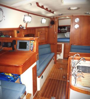 Pacific Seacraft 40 image