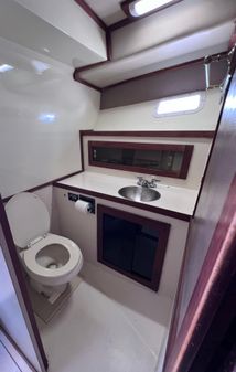 Pacifica Flybridge image